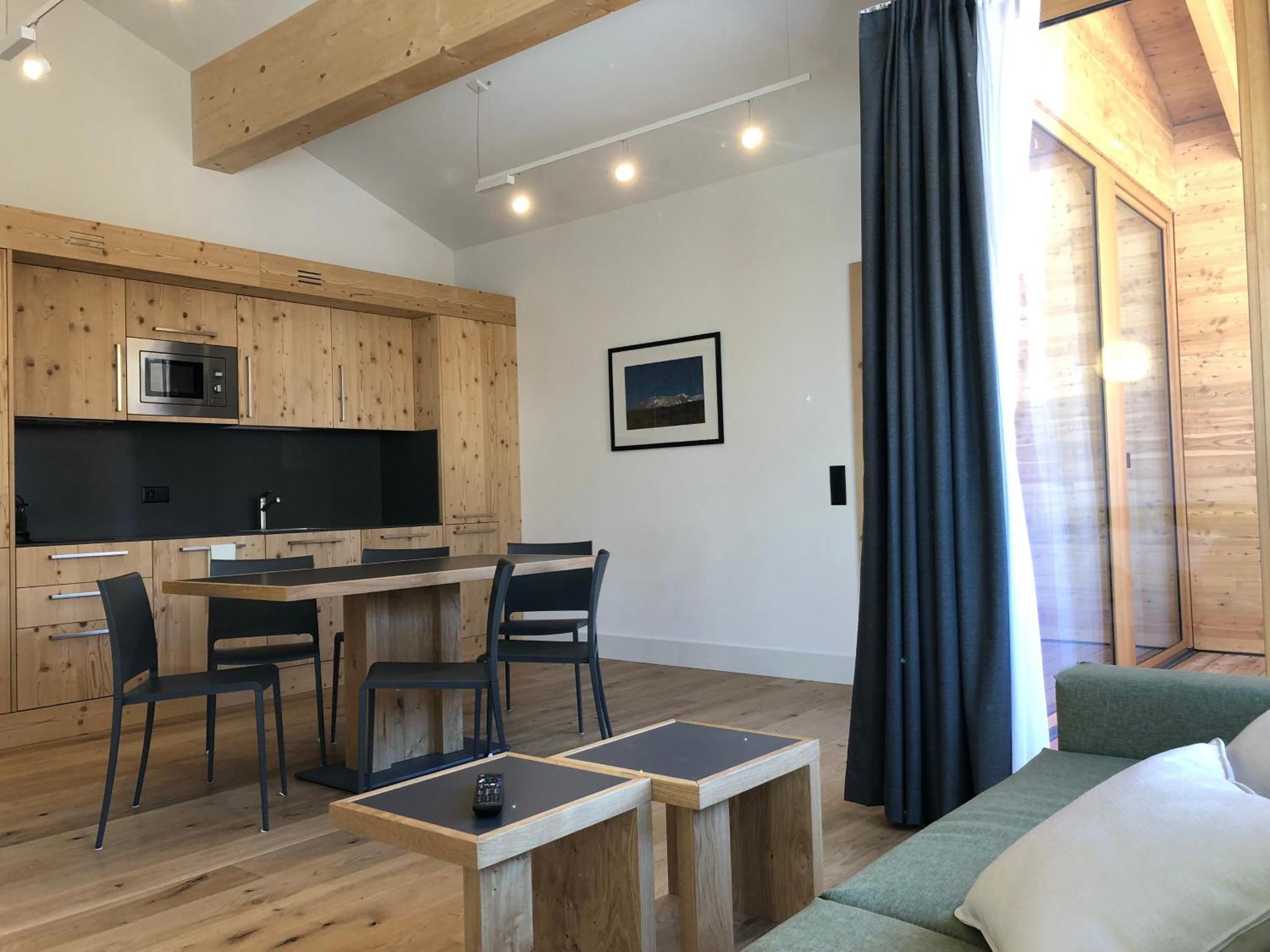 Catrina Resort Disentis Værelse billede
