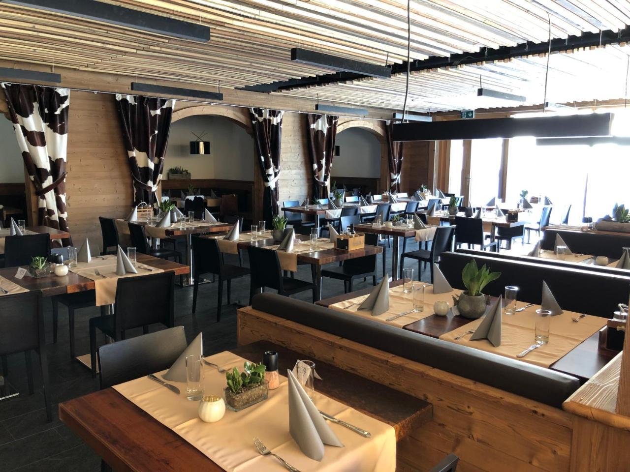 Catrina Resort Disentis Eksteriør billede