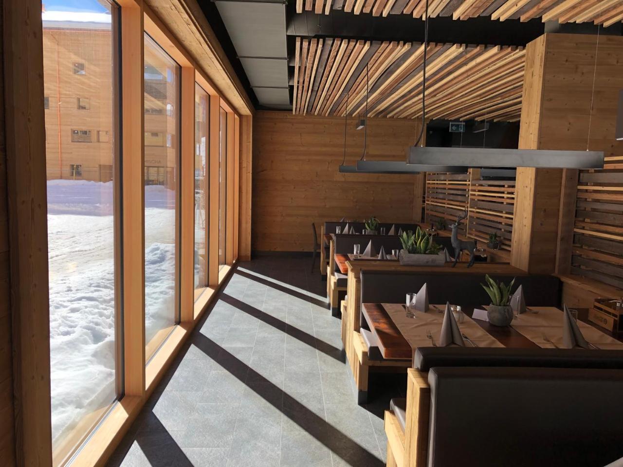 Catrina Resort Disentis Eksteriør billede